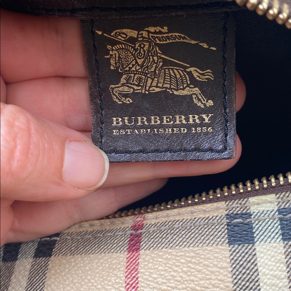 🤎100% Authentic Burberry Haymarket bowling bag🤎Chocolate Check Chester Satchel🤎 - Picture 13 of 16